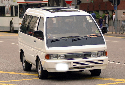 Nissan Vanette C22 white.JPG